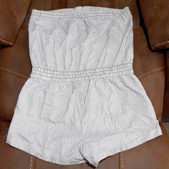 strapless romper - Picture 2 of 3